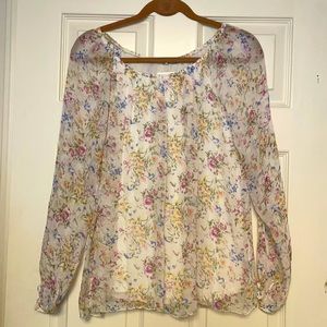 100% Silk Floral Print Blouse. Made in Italy.
